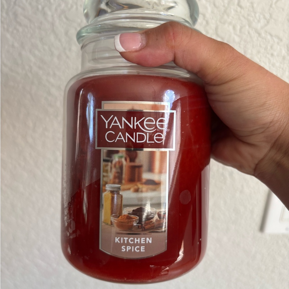 Yankee Candle Have Multiple Pick Which One you want! - Picture 2 of 2